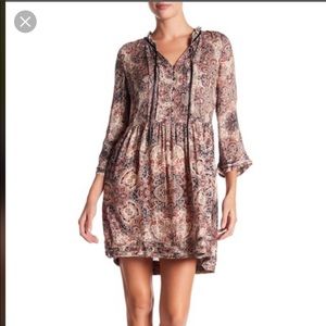 Long sleeve pattern dress